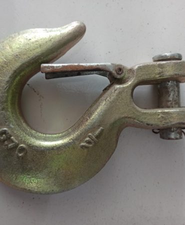 Clevis grab hook forged scaled di sulawesi